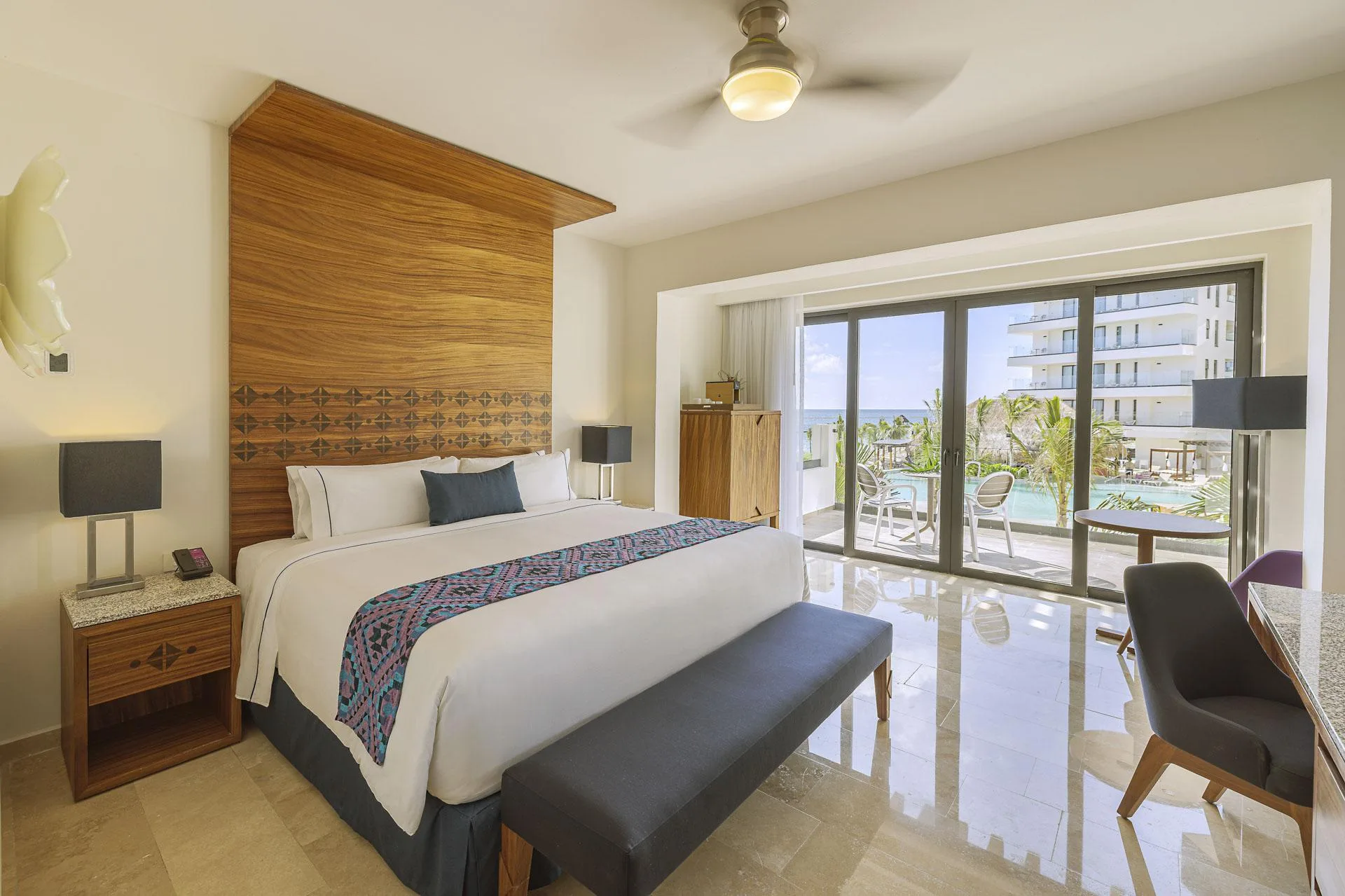 Sapphire Room 5 - 2