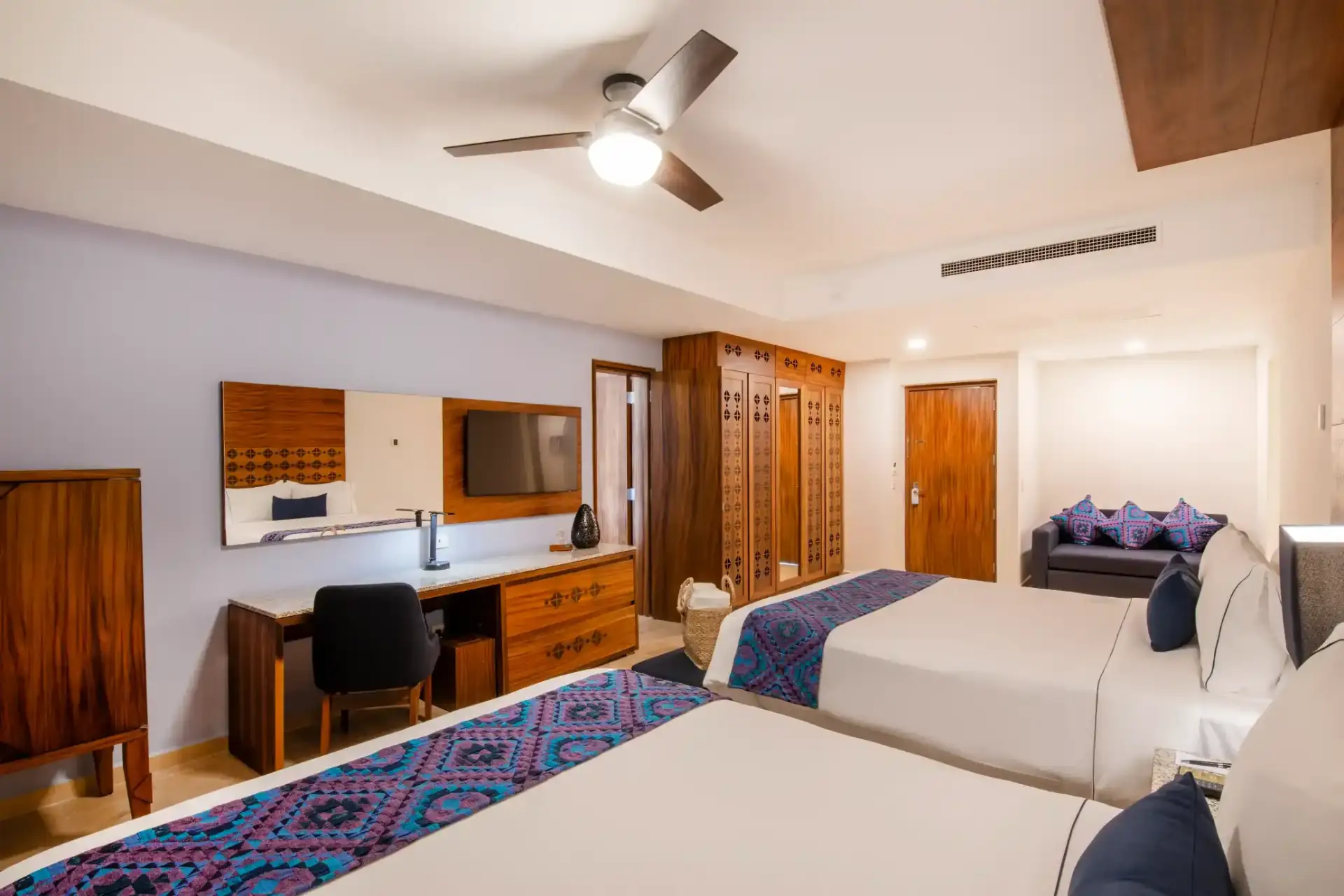 Jade Room 7